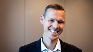 Netradičná príprava Mateja Tótha. Rýchlu chôdzu trénuje na plavárni