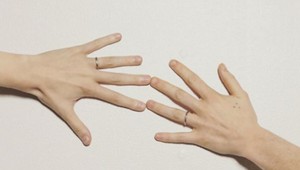 Ak  bude odkladanie sobášov pokračovať hrozí, že polovica mužov do chomúta nevstúpi