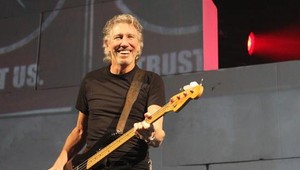 Do pätice len to najlepšie..? Hviezdny spevák a hudobník sa oženil so svojou šoférkou!