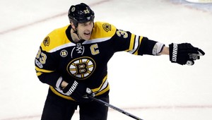 Chára vstúpil medzi nesmrteľných! V noci zabodoval aj Jurčo