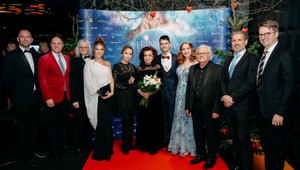 PERINBABA A DVA SVETY si vyslúžila standing ovation! Na premiére sa objavili aj tieto osobnosti a známe tváre