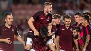 Sparta prežila polčas hrôzy aj klinickú smrť, hrdinom stopér Brabec