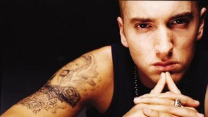 Eminem sa kedysi takmer predávkoval k smrti metadónom