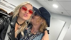 Johnny Depp randí s mladou modelkou: Spoznali sa na festivale v Karlových Varoch!