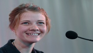 Len 16-ročná tínedžerka úspešne oboplávala svet