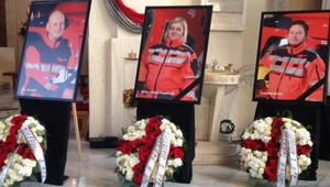 Posledná rozlúčka so záchranármi z havarovaného vrtuľníka