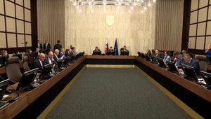 Koalíciu čaká zaťažkávací týždeň a snaha o reštart. Opozícia tvrdí, že najlepším riešením je pád súčasnej vlády