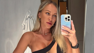 Nahá alebo oblečená? Nela Slováková opäť v outfite, ktorý závistlivé ženy nerozdýchali