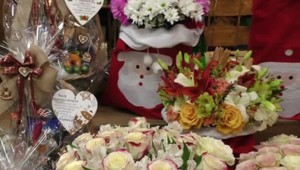 Darovaním kvetov potešila vyčerpaných zdravotníkov na covidovom oddelení