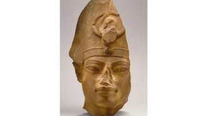 Archeológovia vykopali monumentálnu hlavu faraóna Amenhotepa III.