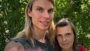 Reakcie Slovenska po prvej epizóde Mama, ožeň ma: Diváci sa BAVIA, kritizujú aj tlieskajú!