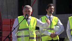 Tlačová beseda premiéra Fica a ministra Kaliňáka: Postup pri výstavbe nemocnice