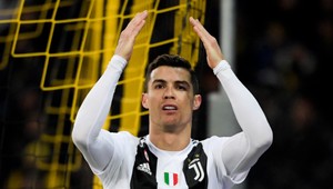 Po prvýkrát od roku 2005 bude semifinále Ligy majstrov bez Ronalda a Messiho