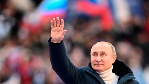 Zbaviť ľudí utrpenia a zachrániť ich pred genocídou je hlavným cieľom konfliktu na Ukrajine, povedal Putin