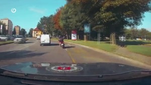 Motorkár jazdil napriek zákazu, utekal pred políciou a havaroval. V ruksaku mal metamfetamín