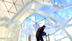 Romantickú svadbu v ľadovom dome ohrozuje inverzia!