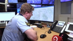 Pomôcka pre mestských policajtov. Dezorientovaného človeka dokážu lokalizovať pomocou jeho telefónu