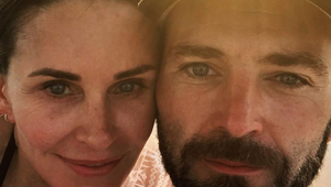 Krutý koronavírus! Moniku z Priateľov pripravil o jej partnera!