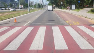 Auto zrazilo dôchodkyňu na priechode pre chodcov. Žena zraneniam podľahla