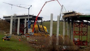 Robotníkov, ktorí prežili kurimanskú tragédiu, nemá kto odškodniť