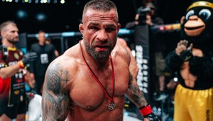 Vémolu obvinili z drogovej činnosti, hrozia mu roky za mrežami