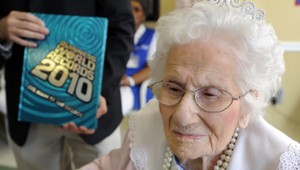 Najstaršia žena na svete oslavuje 115. narodeniny!