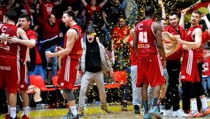 Interu sa rozplýva sen o titule. Proti Komárnu potrebuje zabrať!