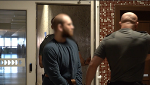 Influencer predával drogy 15-ročným tínedžerom. Súd rozhodoval o väzbe