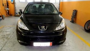 Rado nemá auto, aj napriek tomu bude musieť platiť pokuty