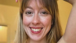 Táto žena sa už osem rokov neholila! Vďaka ochlpeniu zarába tisíce mesačne