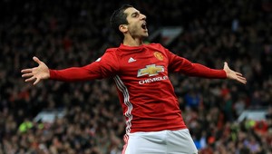 Old Trafford vo vytŕžení! Mchitarjanov škorpiónový gól pätičkou