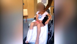 Dievča sa zranilo na nafukovacom hrade, muselo sa odznova učiť chodiť