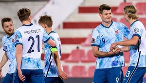 Nóri na úvod kvalifikácie MS protestovali proti ich hostiteľovi