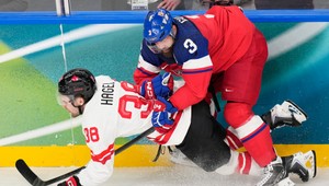 Čechov čaká po postupe Kanada