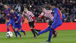 Neymar skóroval po tisícminútovom pôste. Aj to z penalty