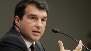 Prezident Barcelony Laporta uvažuje o mzdovom strope