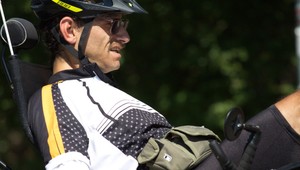 Peter Káčer opäť vyvetrá bicykel. Vyvezie sa až na Štrbské pleso