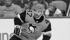 Obrovská tragédia na ľade. Bývalému hráčovi NHL (†29) rozrezala korčuľa krk