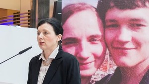 V Európskom parlamente si pripomenuli tragickú smrť novinárov. Odhalili pamätník Jána Kuciaka a Martiny Kušnírovej