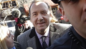 Spacey sa nesmie priblížiť k údajnej obeti