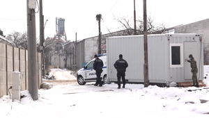 Osadu v Pezinku stráži polícia 24 hodín denne, vyše stovka jej obyvateľov je v karanténe