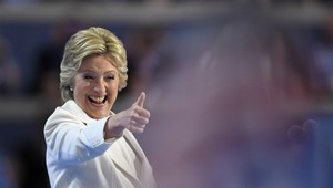 Hillary Clinton prijala nomináciu demokratov na prezidentku USA