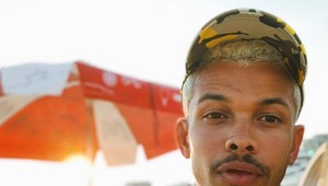 Ben išiel nakrúcať klip do Ria, ocitol sa v prestrelke a okradli ho!