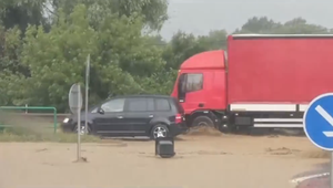 Levoču zasiahla supercelárna búrka. Pozrite si video, diaľnica zmizla pod vodou