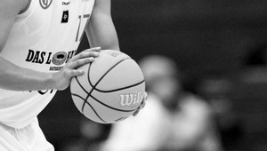 Tragická NEHODA na diaľnici. Basketbalista (†26) nestihol ujsť pred plameňmi