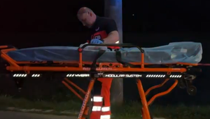 Hádka na ulici sa skončila bodnutím. Stav napadnutého je veľmi vážny