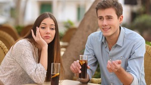 Muži najradšej klamú do očí: Za dobrých klamárov sa považujú dvakrát častejšie než ženy