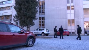 Liečebný pobyt skončil tragicky. Muž vyskočil z okna na piatom poschodí