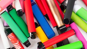 Zákaz ochutených e-cigariet? Už teraz sa ukazuje, že v parlamente má svojich odporcov