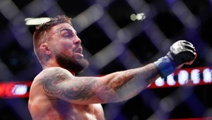 Aj tak ma nedokážu knokautovať. Hlási z lôžka domlátený Perry